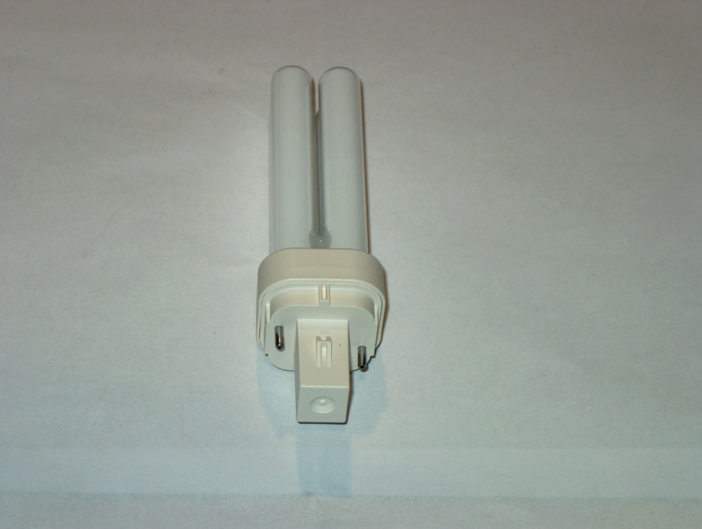 Philips PL-C 10W - 827 2P